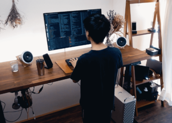 coding sambil berdiri