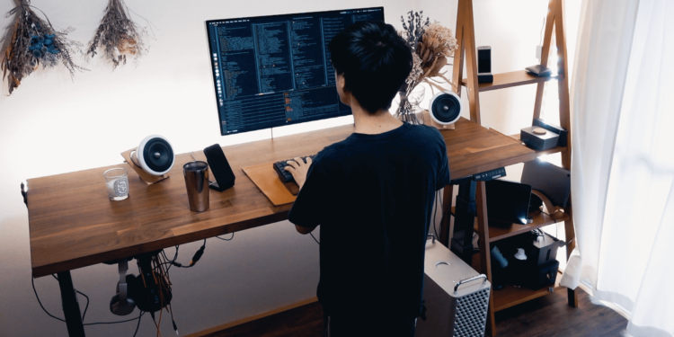 coding sambil berdiri