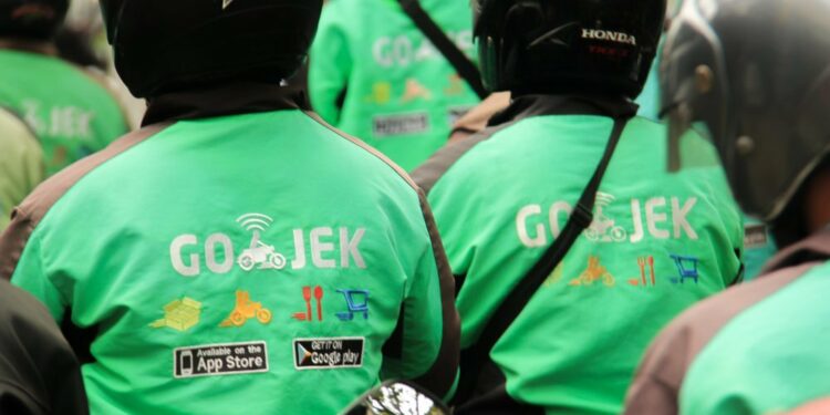 Dampak Kenaikan Tarif Ojek Online