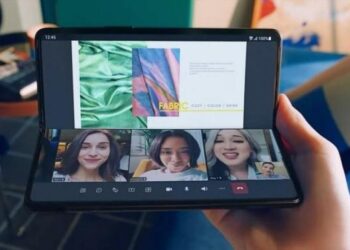 ponsel layar lipat terbaru samsung