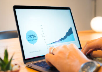 contoh pitch deck bisnis